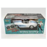 ERTL 1/18 '62 Chevy Corvette American Graffiti Car