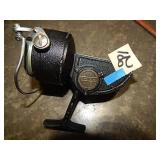 Vintage Dam Quick 330 Fishing Reel-Black
