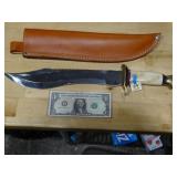 Very Large Knife w/ Leather Sheath