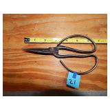 Scissors-Think Bonzai Trimmers