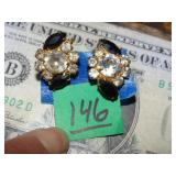 Pair of Screwback Earrings-Vintage