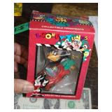 Looney Tunes Christmas Ornament
