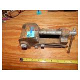 Machinist's Vice Tilting 2ï¿½' Wide Jaws