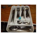 Flatware Set w/ Organizer