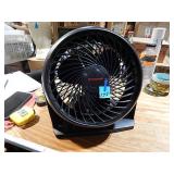 Nice Honeywell 3 Speed Table Top Fan