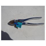 Set of Pliars by NAPA