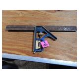 Adjustable Square Ruler