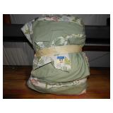 Duvet Sz Queen & 2ct Shams-Green Floral Design