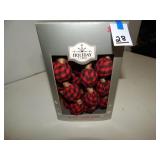 Black & Red Plaid 6' Ornament Garland