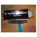 Smith & Wesson Black Pen Knife