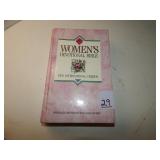 Women's Devotional Bible NIV