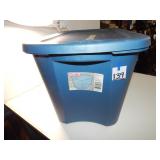Tote w/ Lid-Blue 11' W x 18' L x 12' H NO SHIPPING