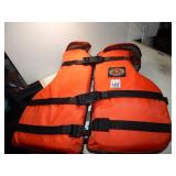 Stearns Life Vest Orange Sz L/ XL