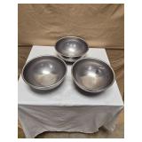 STAINLESS STEEL MIXING BOWLS