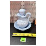 1978 Avon bowl and pitcher with lid