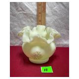 Vtg  Fenton Uranium Ruffled Satin Glass Rose Vase