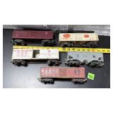 Vtg Model Train Freight Cars