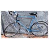 Vtg. Schwinn LE TOUR Bike