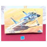 Vought F7U-3 Cutlass Model Kit NIB