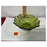 vtg Indiana Glass Avocado Green Sunflower Bowl,