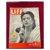 Vtg LIFE Magazine
