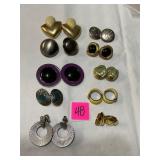 vtg. clip on earrings