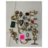 Lot of  untested brooches