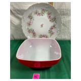 Pyrex sq. & round bowl & Haviland plate