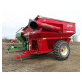 E-Z Trail 710 Grain Cart