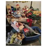 Christmas Decorations & Table under