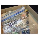 (20+) Broken/Missing Vintage Brooches, Bracelet