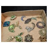 (16+) Jeweled Rhinestone, Gold-Like Brooches