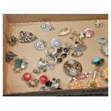 (20+) Pins, Brooches, Clips & More
