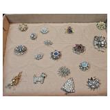 (21) RhinstoneBroaches