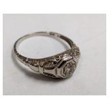 Woman's Diamond Ring18k White Gold 1.7 grams