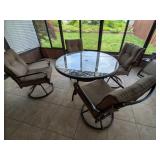 Patio Table w/4 Chairs, Cushions