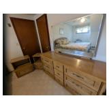 9 Drawer Dresser w/ Mirror w/ Night Stands