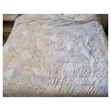 Quilt w/ Matching Pillow Cases, Hand Stitched