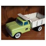 Grteen Nylint Dump Truck