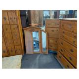 5pc Bedroom, Dresser/Mirror, Chest, (2) Side Table