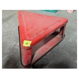 Triangular Rolling Seat