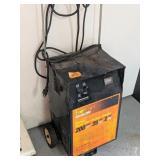 Battery Charger EverStart 200