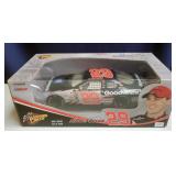 Winner's Circle 1:18 NASCAR #29 Chevrolet