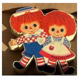 Vtg 1973 Raggedy Ann & Andy Transistor Radio