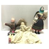 Handcrafted & Souvenir Dolls