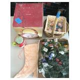 Xmas Decorations & Ornaments