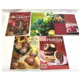 Books & Magazines Spirit of Christmas Holiday