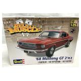 Revell Muscle '68 Mustang GT 2'n 1 Model Car Kit