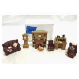 Avon Victorian Memories Mini Doll House Furniture