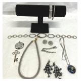 Fashion Jewelry Silver Tone Necklaces Pendant Etc.